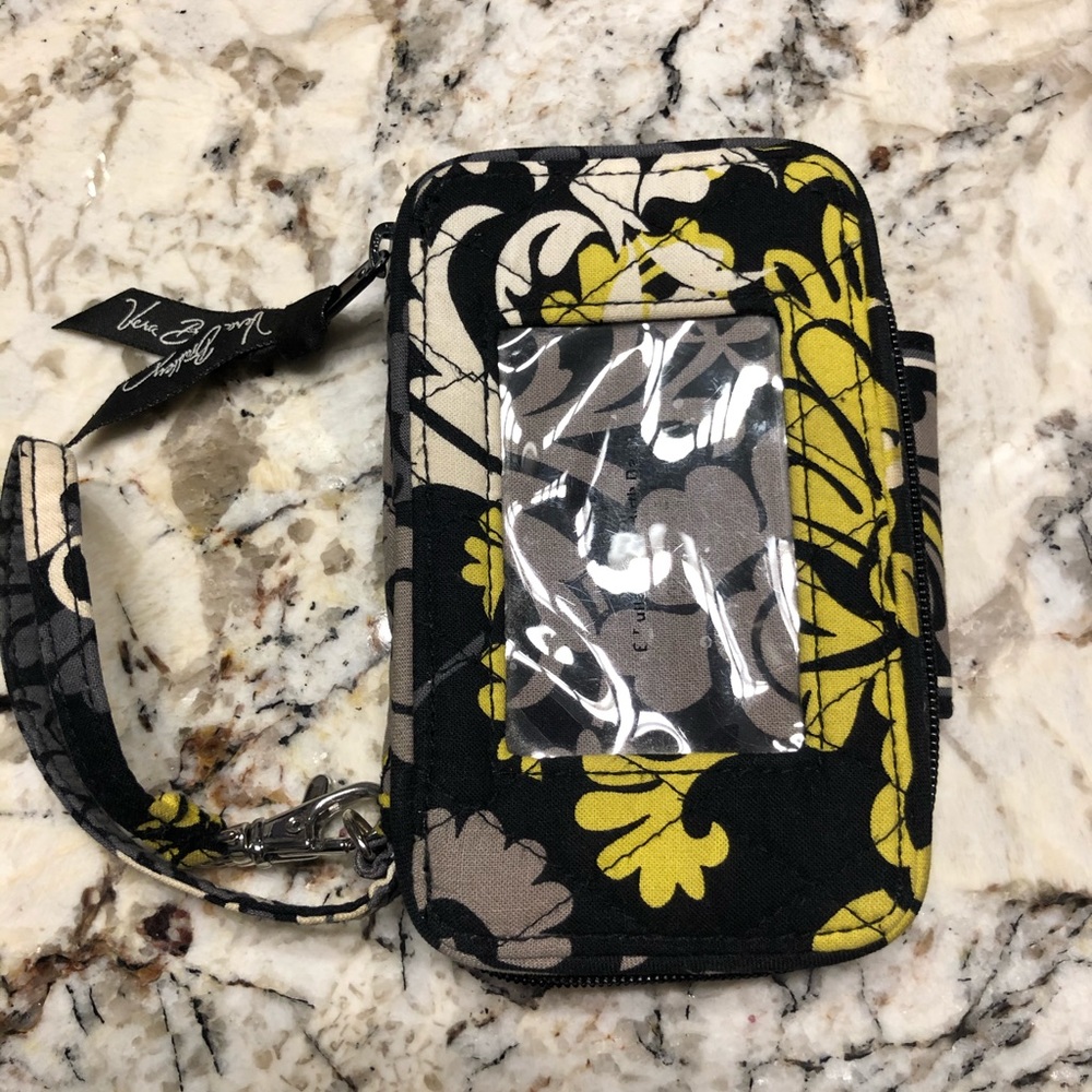 vera bradley wristlet